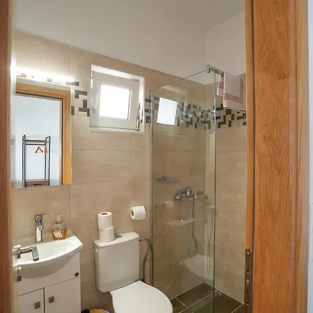 Apartment Aura